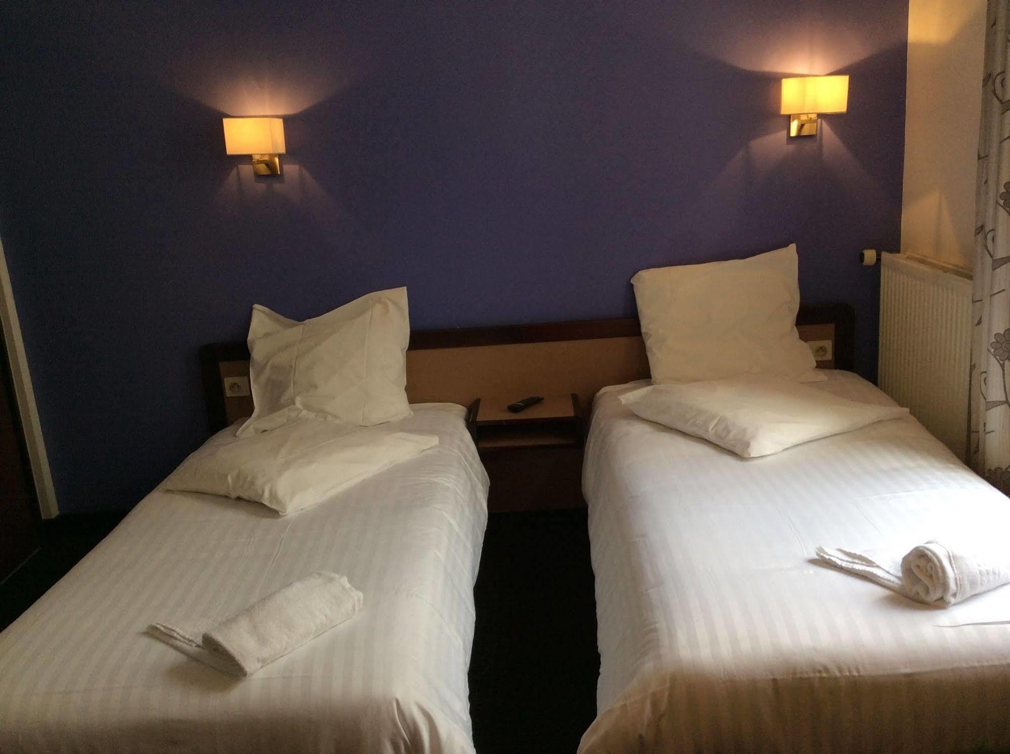 פריז Hotel De La Place Du Louvre - Esprit De France מראה חיצוני תמונה